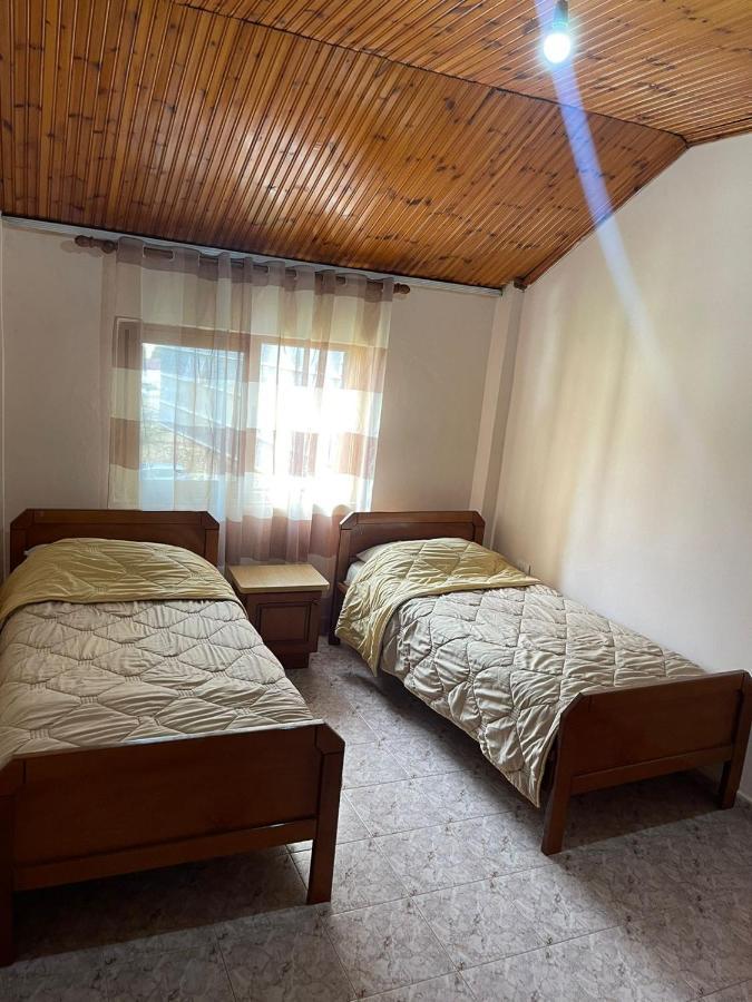 Ferienwohnung Vila Dedi Shkodra Exterior foto
